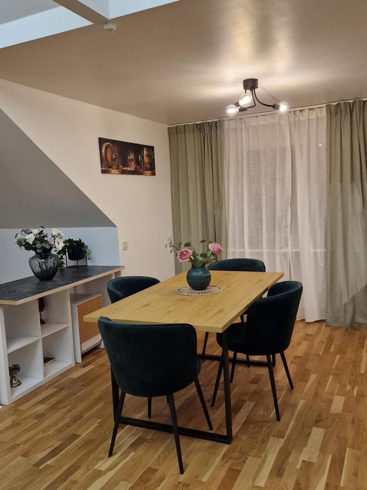 וסטרוס Noah Longstay Apartment מראה חיצוני תמונה